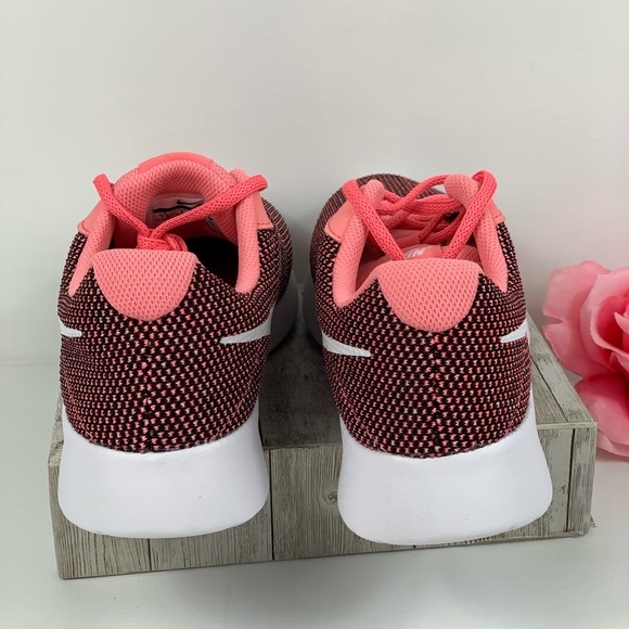 Nike Tanjun Black/White-Pink Gaze - Picture 5 of 7